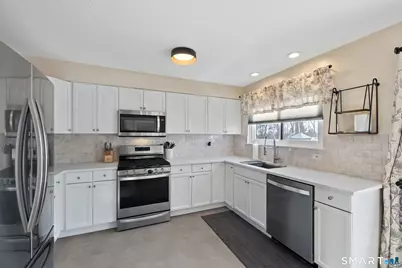 226 Sunrise Hill Road #226, Norwalk, CT 06851 - Photo 6