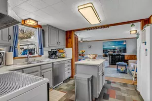 32 Bassett Ln, Madison, CT 06443 - Photo 16