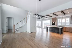 195 Willow Creek Estates Dr, Southbury, CT 06488 - Photo 8