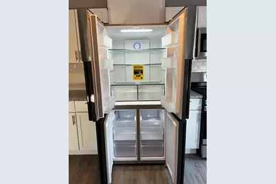 63 Churchill Street, Fairfield, CT 06824 - Photo 4