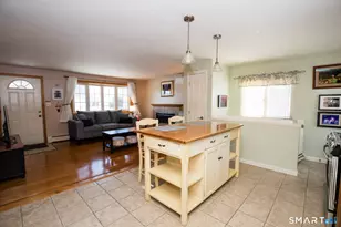 3 Loving Ln, Wallingford, CT 06492 - Photo 8