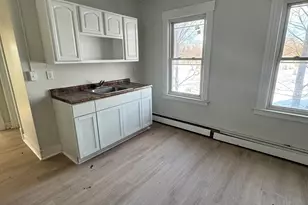 190 Brook St, Hartford, CT 06120 - Photo 2