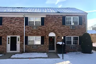 151 Courtland Ave, Stamford, CT 06902 - Photo 1