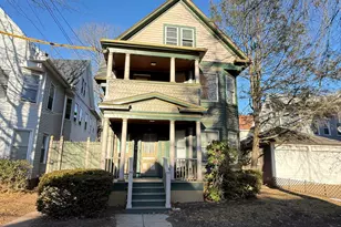 867 Elm St, New Haven, CT 06511 - Photo 2