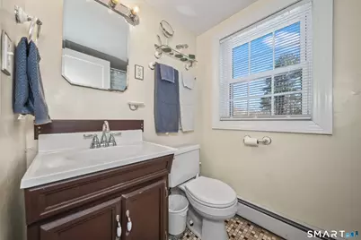 790 Wintergreen Avenue, Hamden, CT 06514 - Photo 26