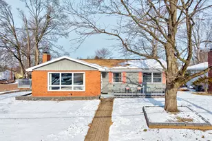 70 Foster St, Newington, CT 06111 - Photo 2