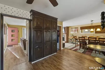 70 Foster Street, Newington, CT 06111 - Photo 8