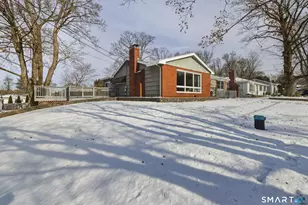 70 Foster St, Newington, CT 06111 - Photo 4