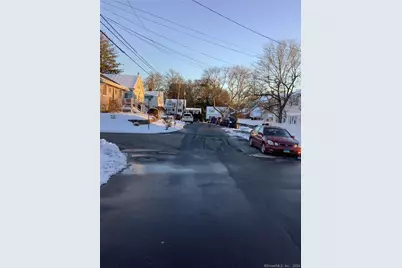 4 Villaway Road #Left Side, Norwalk, CT 06855 - Photo 2