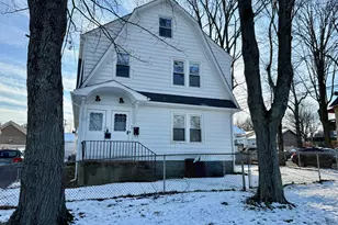 95 Pope St, Fairfield, CT 06825 - Photo 1