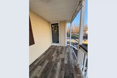 21 Roosevelt Street, Hamden, CT 06514 - Photo 2