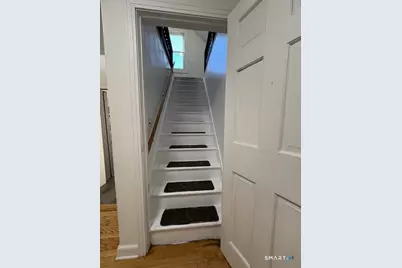 21 Roosevelt Street, Hamden, CT 06514 - Photo 6