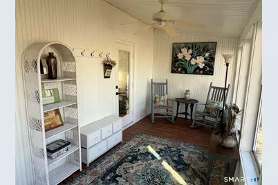 34 Buckingham Avenue, Norwich, CT 06360 - Photo 6