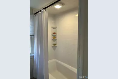 34 Buckingham Avenue, Norwich, CT 06360 - Photo 24