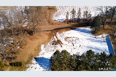 72 Rockville Road, East Windsor, CT 06016 - Photo 2