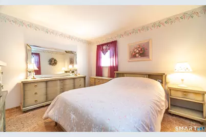 69 Bellevue Street, Meriden, CT 06451 - Photo 14