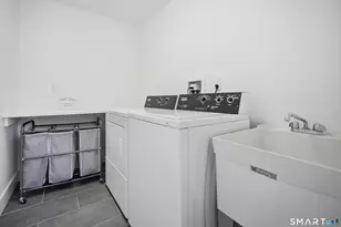 196 Robin Ln, Fairfield, CT 06824 - Photo 30