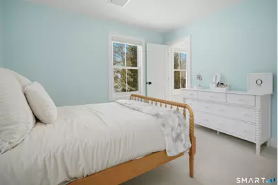 196 Robin Lane, Fairfield, CT 06824 - Photo 26