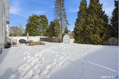 196 Robin Lane, Fairfield, CT 06824 - Photo 36