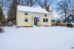 8 Michael St, Norwalk, CT 06854 - Photo 2