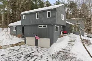 324 Old Farms Rd, Simsbury, CT 06070 - Photo 2