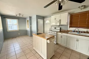 51 Kenyon Cir, New Britain, CT 06053 - Photo 8