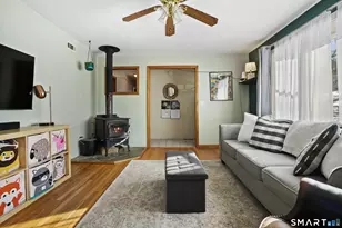 17 Charterhouse Rd, New Milford, CT 06776 - Photo 8