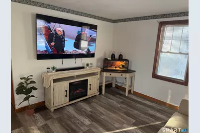 9 Brown Avenue, Windsor, CT 06095 - Photo 8