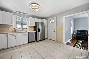 24 Botsford Ave, Milford, CT 06460 - Photo 10