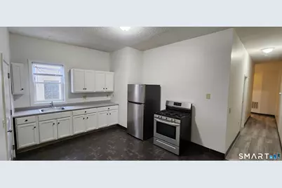 24 Meadow Street #1 North, Wallingford, CT 06492 - Photo 2