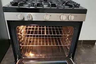 24 Meadow St, Wallingford, CT 06492 - Photo 4