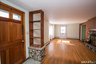 13 Bailey Avenue, Wallingford, CT 06492 - Photo 2