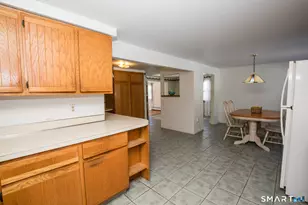 13 Bailey Ave, Wallingford, CT 06492 - Photo 18