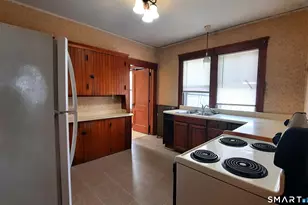 26 King St, Putnam, CT 06260 - Photo 8