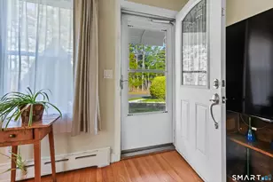 184 Greenway St, Hamden, CT 06517 - Photo 4