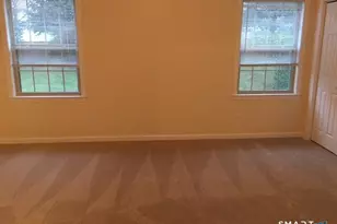 19 Hawthorne Dr, New London, CT 06320 - Photo 6