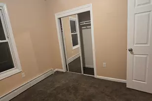 38 Burton St, Hartford, CT 06112 - Photo 10