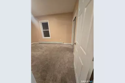 38 Burton Street, Hartford, CT 06112 - Photo 12