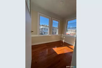 352 Wilmot Avenue #2, Bridgeport, CT 06607 - Photo 4