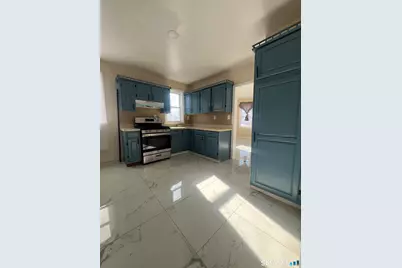 352 Wilmot Avenue #2, Bridgeport, CT 06607 - Photo 6