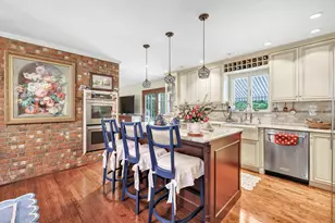 23 Bonita Dr, Shelton, CT 06484 - Photo 4