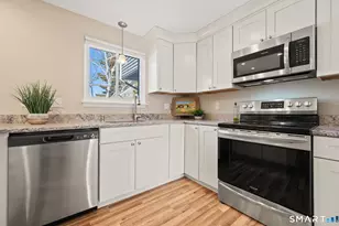 168 Hollister Way S, Glastonbury, CT 06033 - Photo 8