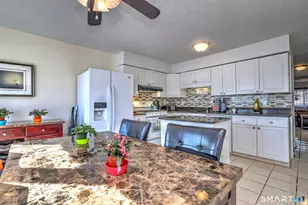 375 Captain Thomas Blvd, West Haven, CT 06516 - Photo 12