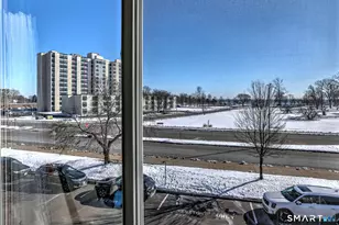 375 Captain Thomas Blvd, West Haven, CT 06516 - Photo 20