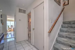 375 Captain Thomas Blvd, West Haven, CT 06516 - Photo 6