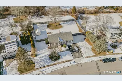 315 Judson Avenue, Groton, CT 06355 - Photo 2