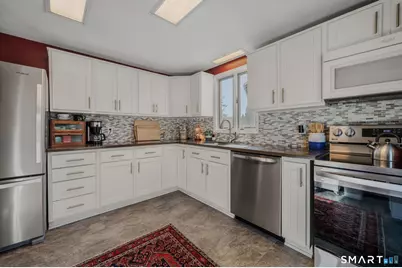 315 Judson Avenue, Groton, CT 06355 - Photo 10