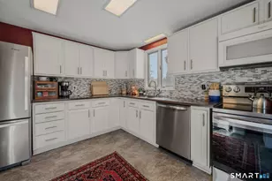 315 Judson Ave, Groton, CT 06355 - Photo 10