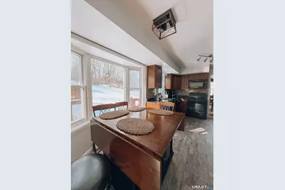 24 Deer Run Drive, Seymour, CT 06483 - Photo 10