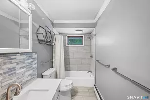 192 Leffingwell Rd, Montville, CT 06382 - Photo 10